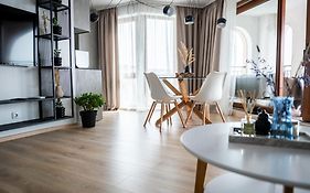 Queen'S Palace Balchik Apartment