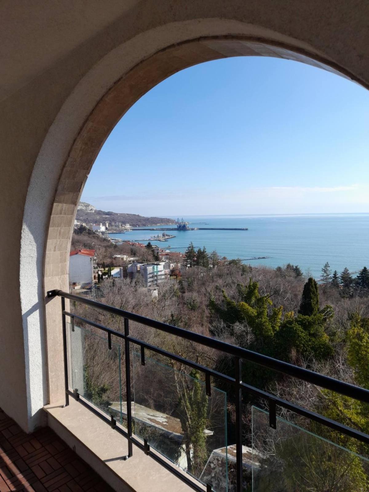 Queen'S Palace Balchik Apartment Екстериор снимка