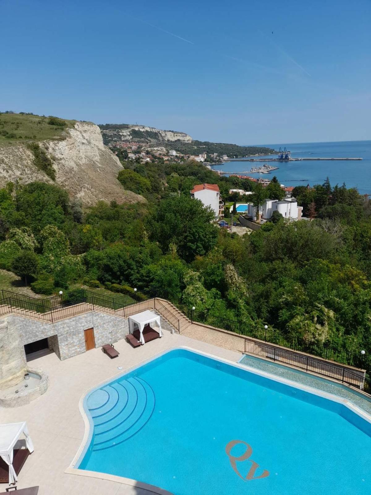 Queen'S Palace Balchik Apartment Екстериор снимка